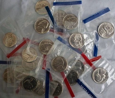 1990 thru 1999 BU Jefferson Nickel 10 P and 10 D Coins US Mint Set Cello 5c Lot Cover