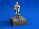 NR-059 - US Soldier - Metal on Wood Base - (Scale: 50mm (SMALLER THAN 54mm)