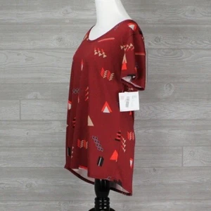 New LuLaRoe Classic Tee Shirt Maroon All Over Pattern Women's Size Small (6-8) - Picture 1 of 8