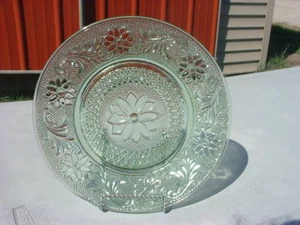 Tiara Green Chantily Dinnerware - Picture 1 of 16