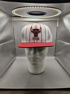 Chicago Bulls Mitchell & Ness Adjustable SnapBack Hat White Red Pinstripe Cap - Picture 1 of 6