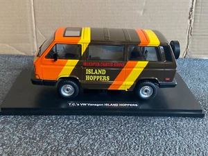 TC ́s VW Bus T3 Vanagon ISLAND HOPPERS de la serie de TV Magnum P.I. Reconstrucción 1:18 - Imagen 1 de 4