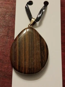 ~ Stunning Tiger Eye Pendant Healing Stone Wicca Pagan - Picture 1 of 1