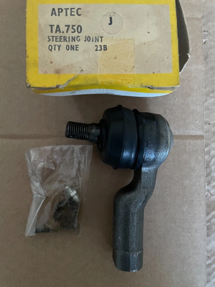 FITS DATSUN 140J 160J VIOLET BLUEBIRD  OUTER TRACK ROD END  LEFT HAND  AP TA750 - Image 1 of 1