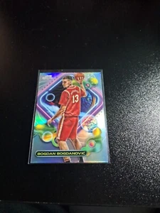 2023-24 TOPPS REFRACTOR CROMO CÓSMICO SP #5 BOGDAN BOGDANOVIC ATLANTA HAWKS L@@K - Imagen 1 de 2