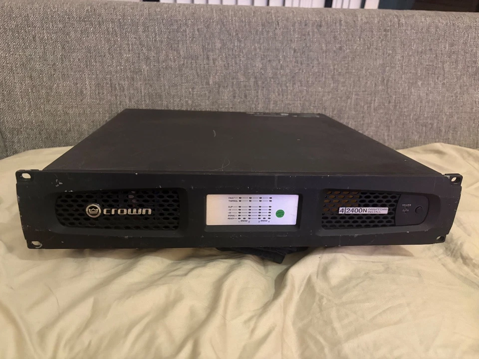 Amplificador de Potencia Crown Audio DCi 4 2400N 4 Canales 2400 vatios USADO Sin Cable de Alimentación Foto 1 de 4