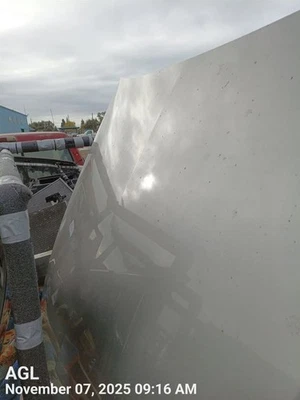 Hood 205 Type Coupe And Convertible C300 Fits 15-23 MERCEDES C-CLASS 7366909 - Image 1 of 4