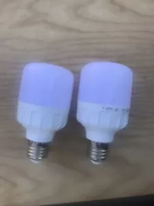 2pcs 10W Equivalent E26 E27 A19 LED Light 12-24V Globe RV/Boat Bulb Daylight H - Picture 1 of 1