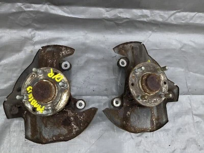 Par de nudillos de buje de husillo delantero izquierdo y derecho Mazda Miata 1999-2005 99NB18J5 Foto 1 de 4