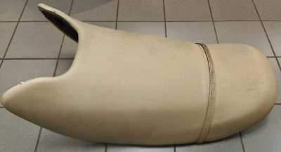 Assento dianteiro Kawasaki Jet Ski 2001-2002 900 STX & 1100 STX - 53001-3752-PQ - Imagem 1 de 4