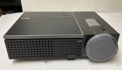 Dell 1510X Projector 3500 Lumens Full HD 1080p HDMI LAN (No Remote) - Image 1 of 4