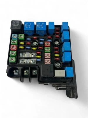 KIA CEE'D SW ED Bloc de Fusible 91950-2H020 2008 32219541 - Image 1 of 4