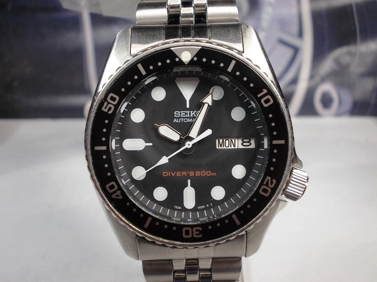Seiko Diver Analog 200 m (20 ATM) Water Resistance Wristwatches