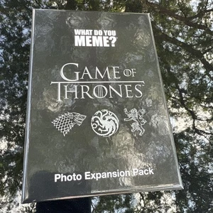 What Do You Meme GAME OF THRONES Photo Expansion Pack - 100% Complete Unplayed - Picture 1 of 4