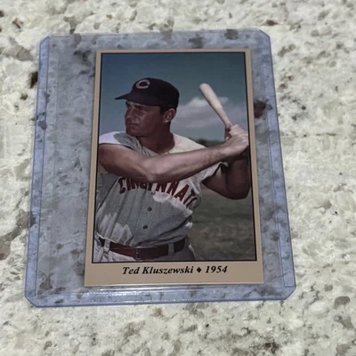 Ted Kluszewski '54 Cincinnati Reds Slugger Tobacco Road #11 / Casi nuevo+ estado Foto 1 de 4