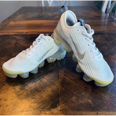 Nike Air Vapormax Flyknit 3 Blanco Plata GS Talla 7Y/Mujer Talla 8.5 Foto 1 de 4
