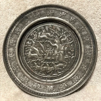 "Antigua placa de pared persa grabada a mano de cobre escena de caza 8"" firmada" Foto 1 de 4
