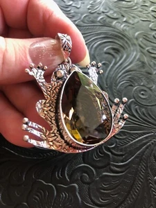 Brown Topaz Color Crystal Frog Fetish Pendant 2" Artisan Southwest - Picture 1 of 3