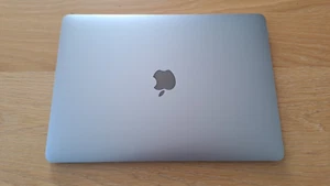 MacBook Pro (13-inch, 2017) 2.3 GHz Dual Core i5 16GB RAM 128 SSD FVFX30S7HV2F - Afbeelding 1 van 14