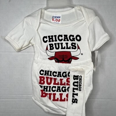 Chicago Bulls Shirt Shorts Socks Unisex CHMCo Kids Size 24 months USA Vintage - Image 1 of 4