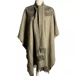 Vintage Molina Aztec Print Wool Poncho Walking Cape One Size Brown Fringe Scarf - Picture 1 of 8