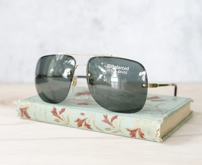 Gafas de sol vintage de los años 80 NOS Aviator Hong Kong parte inferior medio sin montura Foto 1 de 4