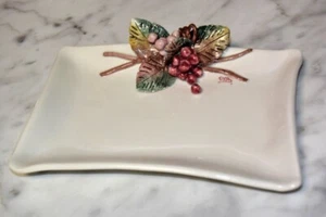 IL Borgo Taormina Ceramic 3-D Art Pottery Dish/Tray Artist Signed TM Benedetti - Picture 1 of 10