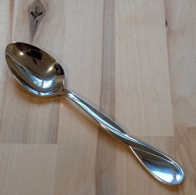 Oneida Aquarius Glossy 6 1/8" Teaspoon - Twist Handle - Heirloom Stainless USA - Image 1 of 4