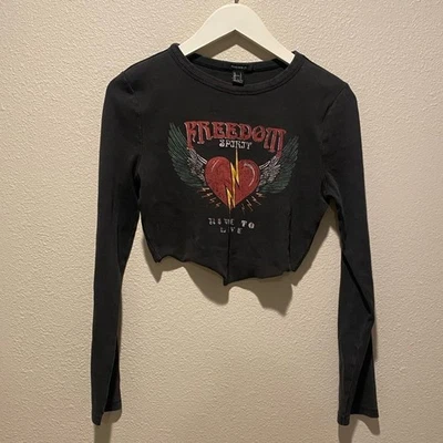 Forever 21 Cropped long sleeve T shirt Large Biker grunge ride to live freedom - Image 1 of 4