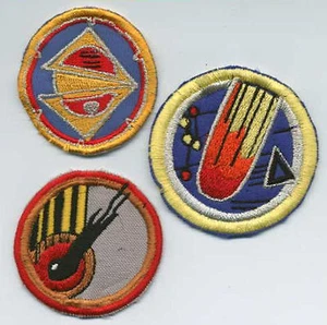 Juego de 3 parches de escuadrón bordados de Babylon 5: cometa, delta, mundo dividido - Imagen 1 de 3