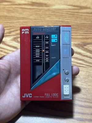 Reproductor de casete de radio AM/FM estéreo JVC CX-F7K súper raro difícil de encontrar funciona con cubierta blanda Foto 1 de 4