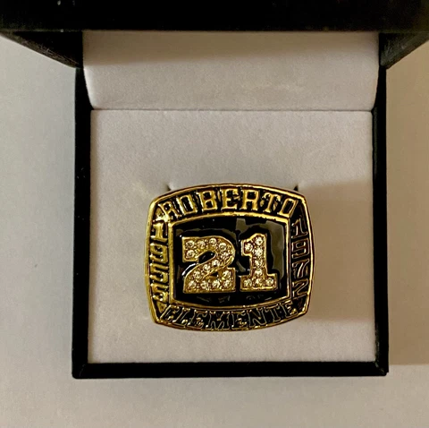 1955-1972 Pittsburg Pirates ROBERTO CLEMENTE #21 Replica Ring New with Box Cover