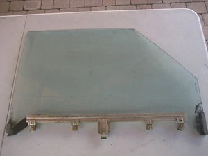 Ventana de cristal convertible OEM MERCEDES W107 RH 380SL 450SL 560SL 73-89  - Imagen 1 de 3