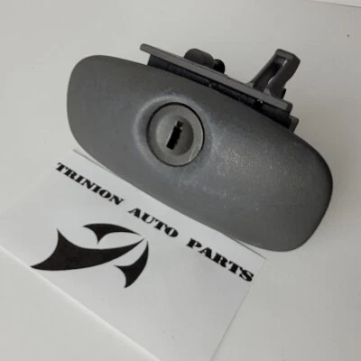 2001-2006 Hyundai Santa Fe Glove Box Latch Lock Gray with Screws NO Key OEM - Image 1 of 4