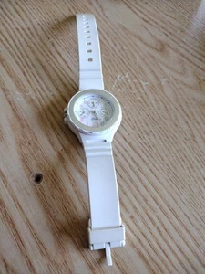 Casio Women's White Rainbow Date Dial Resin LRW250H Water Resistant 🙂🙂🙂🙂 - Picture 1 of 11