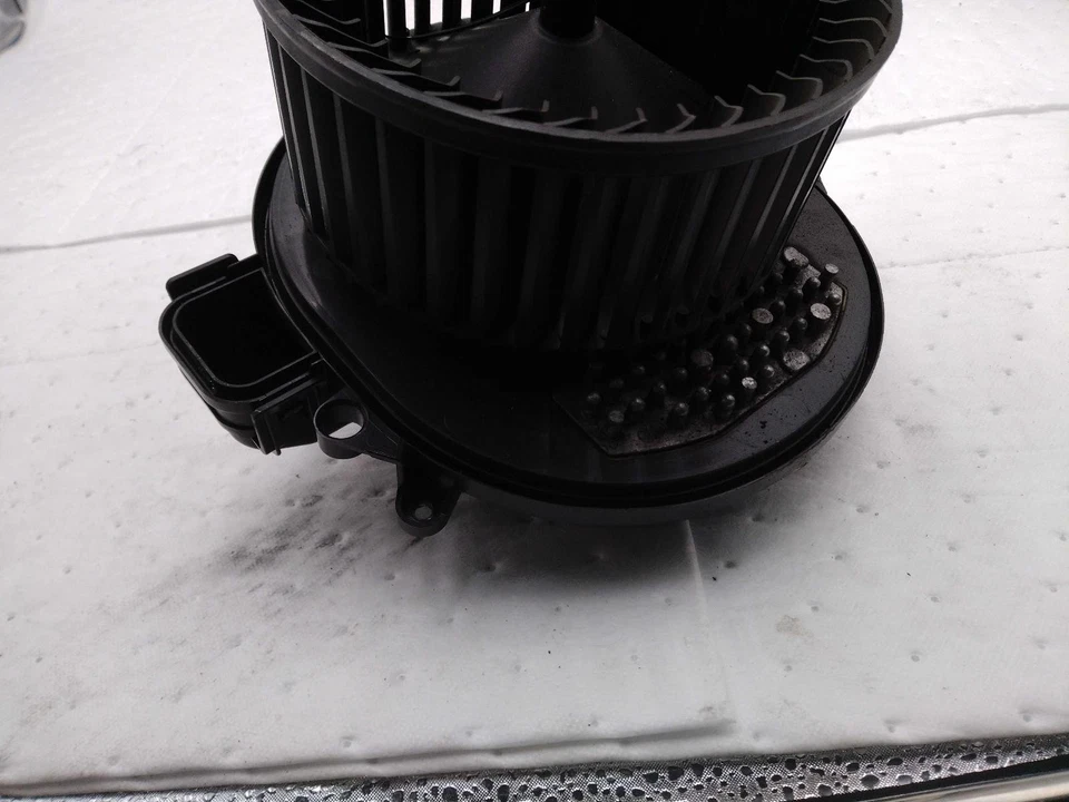 Motor soplador HVAC usado se adapta a: BMW 435I grado A 2015 Foto 1 de 4