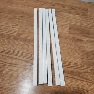 1977 Barbie Townhouse Replacement Parts White Elevator Columns Lot Of 6 - Picture 1 of 4