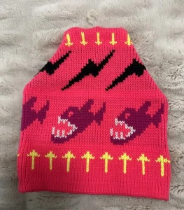VINTAGE WIGWAN SKI CAP SNOW BEANIE BRIGHT PINK PIRANHA LIGHTNING BOLTS - Picture 1 of 6