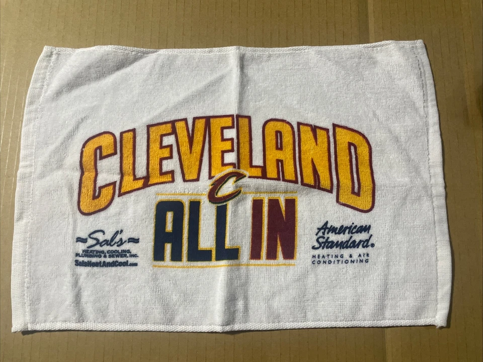 Let’s Go Cavs Rally Toalla Playoffs, NBA, LeBron, Cleveland, Cavaliers Todo In Foto 1 de 1