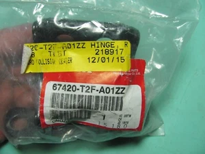 NOS Honda 67420-T2F-A01ZZ RF Lower Door Hinge 2013-17 Civic Accord - Picture 1 of 3