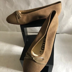 Sam & Libby Flats Canvas Slip On Color Tan Size 9M New - Picture 1 of 6