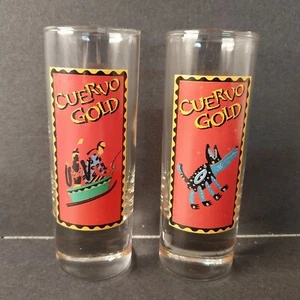 Juego de 2 vasos de chupito de oro José Cuervo licor de tequila rojo amarillo alto arte mexicano - Imagen 1 de 5