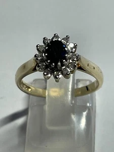 Schöner Cluster-Ring 9 Karat Gelbgold Diamant & Saphir - Bild 1 von 6