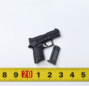 1/6 Pistol Figure Hottoys The Dark Knight Trilogy Catwoman HT MMS627 Accessories - Picture 1 of 1