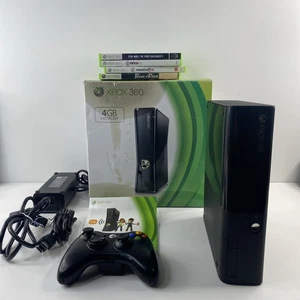 Microsoft Xbox 360 E 120GB mit 4 Spielen OVP & OEM Controller - Bild 1 von 11