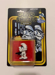 FIGURA DE RESINA STAR SMURFS SMURFTROOPER GREG ARONOWITZ FIRMADA NUMERADA SDCC - Imagen 1 de 2