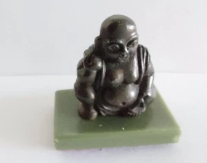 Sehr kleiner Buddha 2,5 cm hoch - Bild 1 von 9