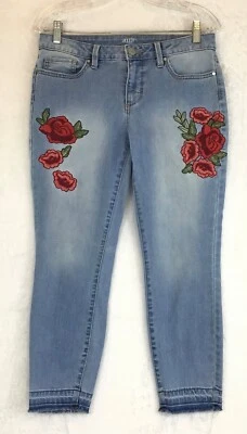 A.N.A. / Skinny Ankle Light Floral Embroidered Raw Hem Denim Jeans / Size 6 - Image 1 of 4
