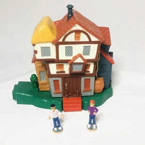 Harry Potter World of Hogwarts Ron Weasley House Polly Pocket vintage con figurine - Foto 1 di 7