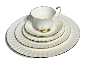 Royal Albert Val D'Or 5-teiliges Gedeck - Bone China - Goldrand TOP - Bild 1 von 5